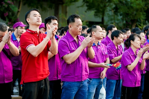 福建標(biāo)新集團(tuán)招聘活動(dòng)火熱進(jìn)行中！
